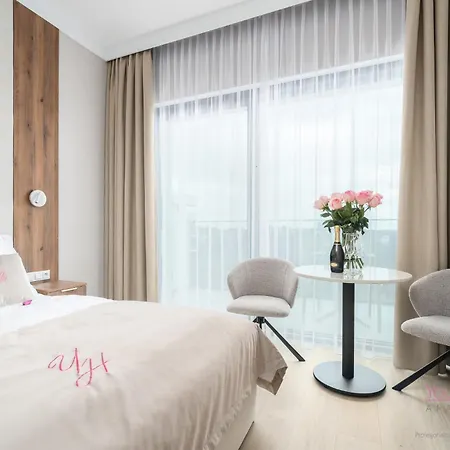 Your Holidays Infinity Sunset Viev A528 *